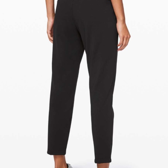 Lululemon On the Fly 7/8 Pant Black - Picture 6 of 6
